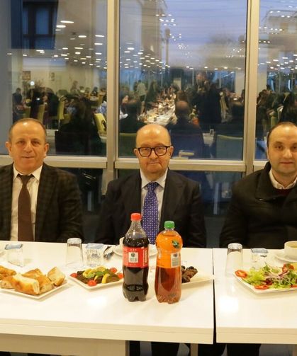 Avrasya Üniversitesi Öğrencileri İftar Sofrasında Buluştu