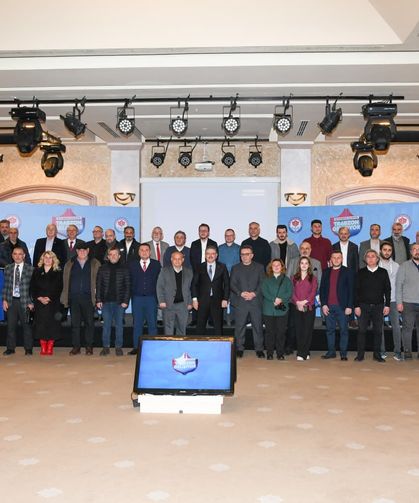 BAŞKAN GENÇ, İKİ YILLIK HİZMET DÖNEMİNİ VE PROJELERİNİ MASAYA YATIRDI