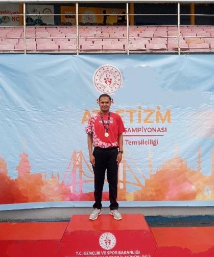 Emrah Öztürk’ten Çifte Şampiyonluk