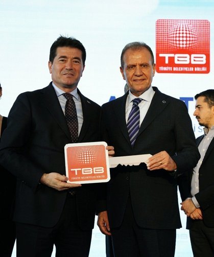 Başkan Kaya, Tbb’nin Hibe Ettiği İş Makinesini Teslim Aldı