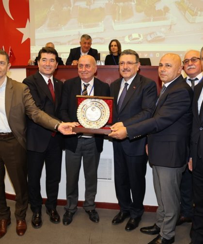 Başkan Genç: “Spor Altyapısı Güçlü Bir Şehirsek Bunu Amatöre Borçluyuz