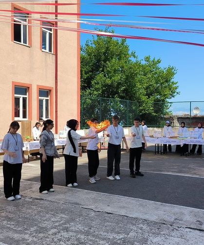 YALIKÖY İMAM HATİP ORTAOKULU’NDA DENEY VE OYUN ŞENLİĞİ COŞKUSU