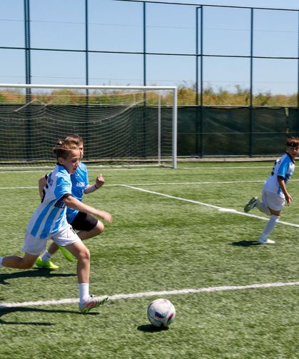 Akçaabat Belediyesi Gençleri Sporla Buluşturmaya Devam Ediyor