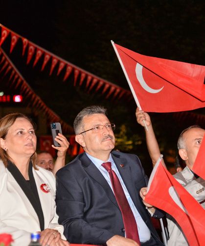 BAŞKAN GENÇ: "15 TEMMUZ, KUTLU BİR DİRİLİŞİN ADIDIR"