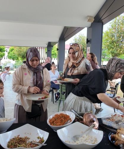 ORTAHİSAR’DA ‘ÇAY SAATİ’, LEZZET DOLU BULUŞMALARIN ADRESİ OLDU