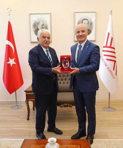 ÖMER YILDIZ’DAN YÖK BAŞKANI PROF. DR. EROL ÖZVAR’A ZİYARET