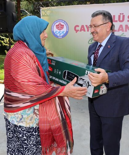 BÜYÜKŞEHİR’DEN ÇAY ÜRETİCİSİNE DESTEK