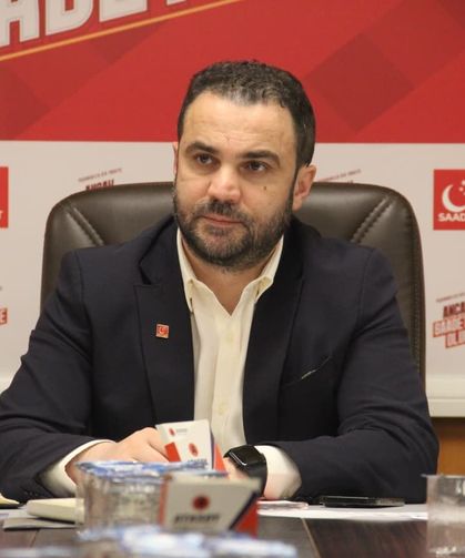 MURATOĞLU:  “BUGÜN ÜLKEMİZDE HER 3 KİŞİDEN BİRİ İNSANLARA HİÇ GÜVENMİYOR”