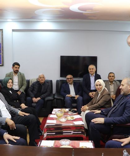 BAŞKAN MUMCU’DAN MHP İL BAŞKANI HACISALİHOĞLU’NA HAYIRLI OLSUN ZİYARETİ
