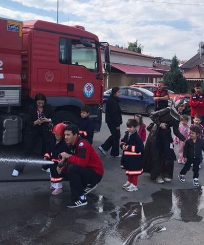 BÜYÜKŞEHİR İTFAİYESİ’NDEN 5 BİN 244 KİŞİYE EĞİTİM