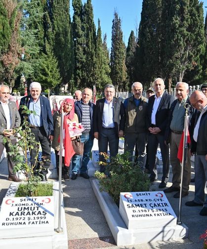 ŞEHİT ASTSUBAY SAMET ÇAKIR KABRİ BAŞINDA ANILDI