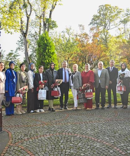 BAŞKAN GENÇ, KADIN MUHTARLARLA BİR ARAYA GELDİ