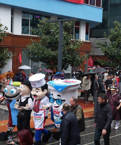 BÜYÜKŞEHİR’DEN GASTRONOMİ FESTİVALİ’NE COŞKULU KORTEJ
