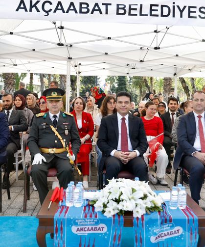 AKÇAABAT’TA CUMHURİYET BAYRAMI DOLU DOLU ETKİNLİKLERLE KUTLANDI