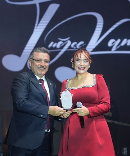TUĞÇE KANDEMİR TRABZON’DA GASTRONOMİ FESTİVALİ COŞKUSUNU ZİRVEYE TAŞIDI