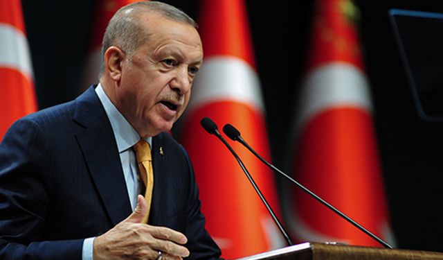 Cumhurbaşkanı Erdoğan, "Depreme karşı seferberlik ruhuyla çalışmaları sürdüreceğiz"