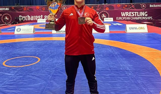 Samsun Şampiyonu Alperen: “Kazandığım bu madalyayı ülkeme hediye ediyorum”