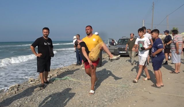Samsun'da Denizde Kaybolan Çocuğun Arama Çalışmalarına Ara Verildi