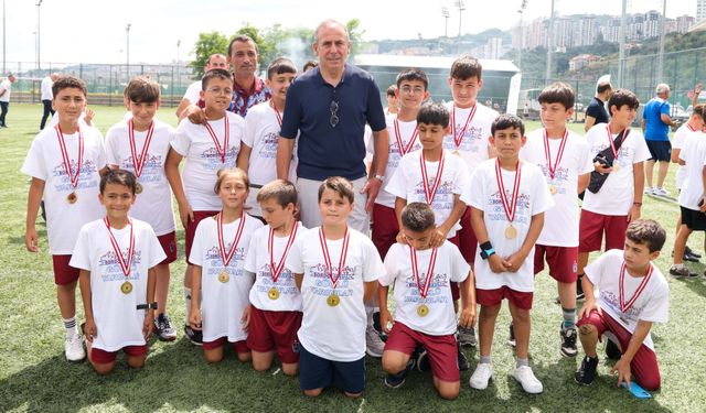 Trabzonspor Futbol Okulları Yaz Kampının sona erdiğini açıkladı