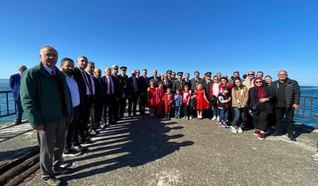 Artvin'de Cumhuriyet coşkusu denizde yaşandı