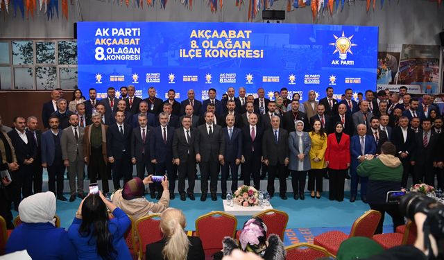 Ahmet Metin Genç: “32 Kilometrelik Hafif Raylı Sistemle Akçaabat, Ortahisar ve Yomra’yı Buluşturacağız”