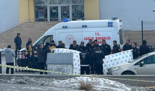 Okul bahçesinde dehşet! Boşandığı eşini öldürüp intihar etti