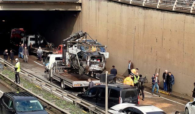 Trabzon’da Zincirleme Kaza: 25 Araç Birbirine Girdi, 12 Yaralı