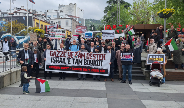 Direniş Çadırı Eylemcileri Filistin İçin Yeniden Alanlardaydı