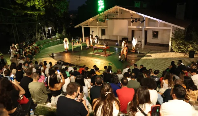 Bursa Nilüfer Kent Tiyatrosu'nda yaz sezonu