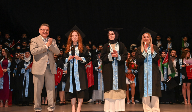 Başkan Genç, Üniversite Okuyacak Gençleri Trabzon’a Davet Etti