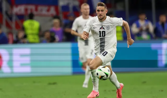 Elsnik Kızılyıldız’da Kalıyor