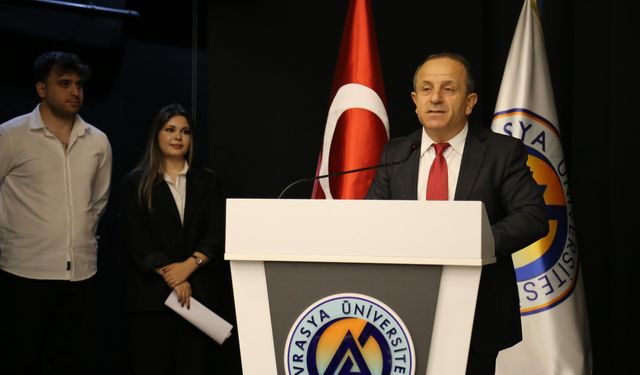 Avrasya Üniversitesi Öğrenci Kulüplerinden Cumhuriyet Bayramı Töreni