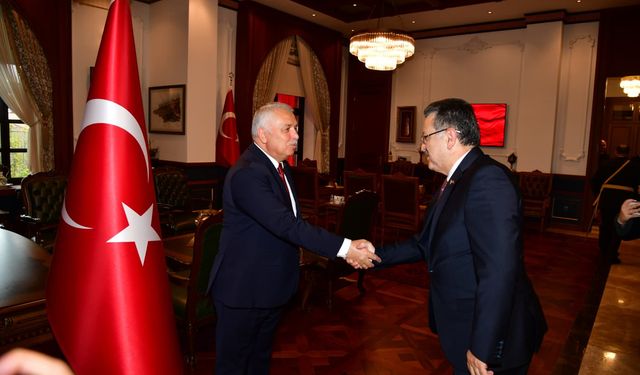 29 Ekim Cumhuriyet Bayramı 102. Yılında Coşku ile Kutlanıyor