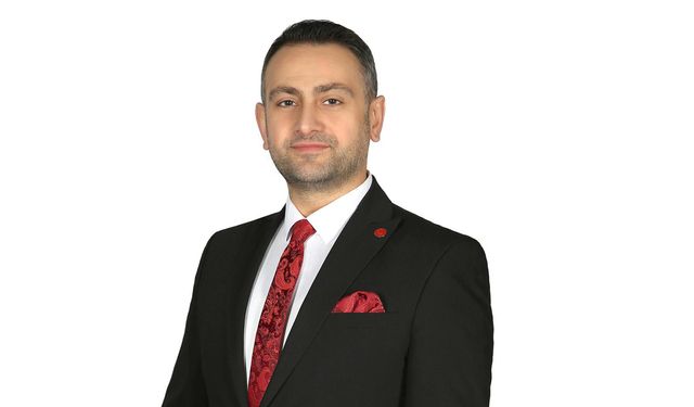 Saadet Partisi Ortahisar İlçe Başkanı Burak Turhan, Şehrimizin trafiği adeta kilitlendi.