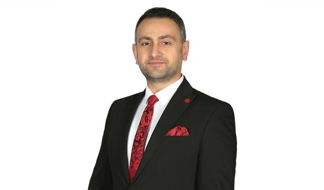 Başkan Turhan;  Gençlerimizin karşısına iş değil, belirsizlik çıkıyor