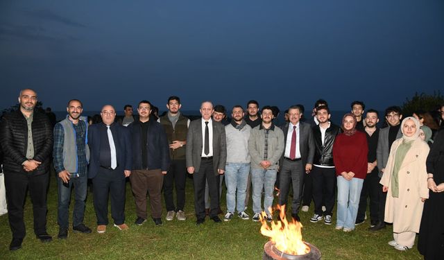 Başkan Genç, KTÜ'de bilim meraklısı öğrencilerine seslendi: