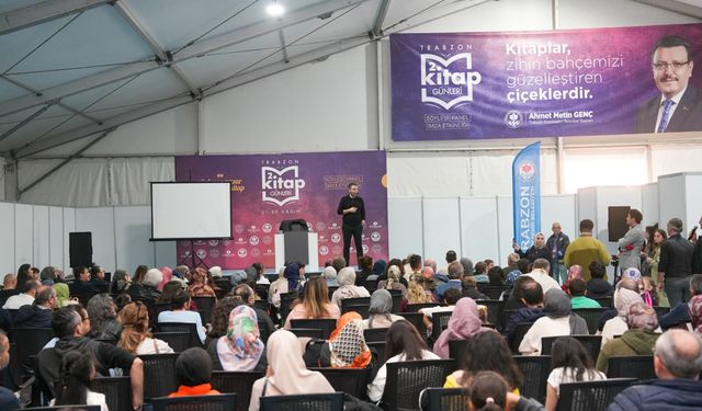 Kitap Günleri’ne ziyaretçi akını sürüyor