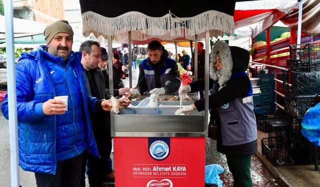 Seyyar Çorba Aracı Hizmete Başladı