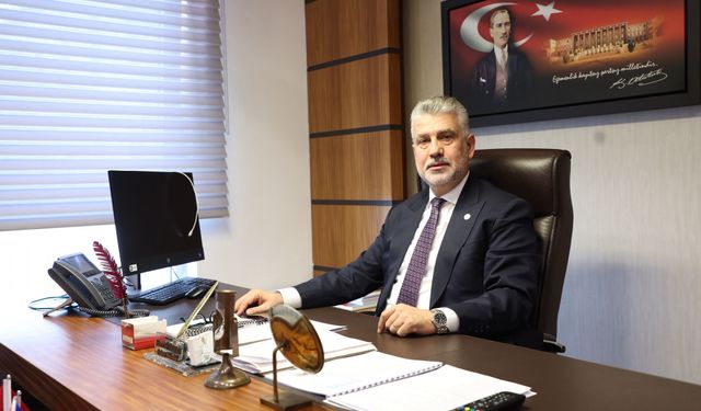 Büyükaydın’dan İstiklal Marşı’nın Kabul Yıl Dönümü Mesajı Eşsiz bir eser olduğunu ifade etti