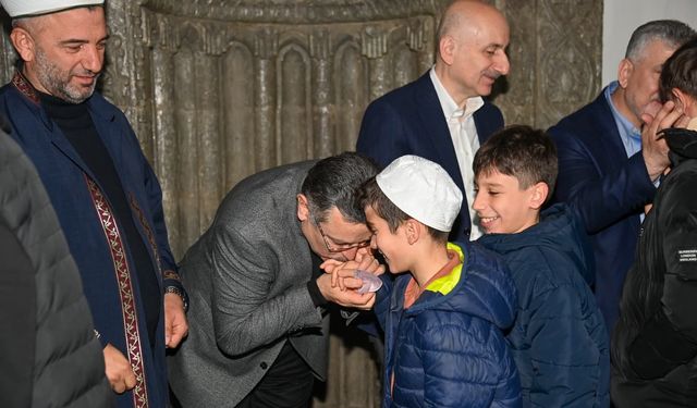 Başkan Genç, TULAŞ Personeliyle Bayramlaştı