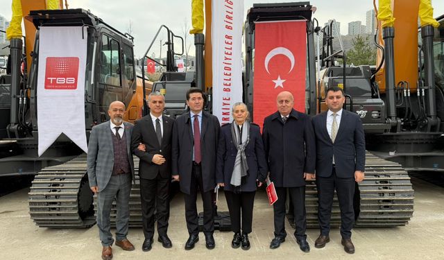 TBB, Ortahisar Belediyesi’ne İş Makinası Hibe Etti