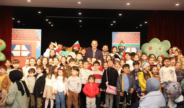 Akçaabat'ta sanat perdesi açık