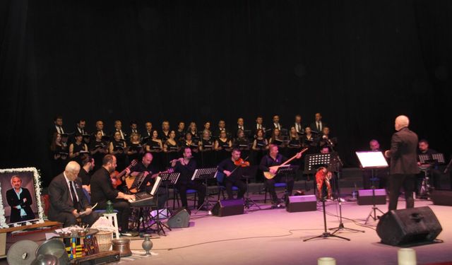 KUZEYİN OĞLU KTÜ’DE  MÜZİKLERİYLE YAŞATILDI