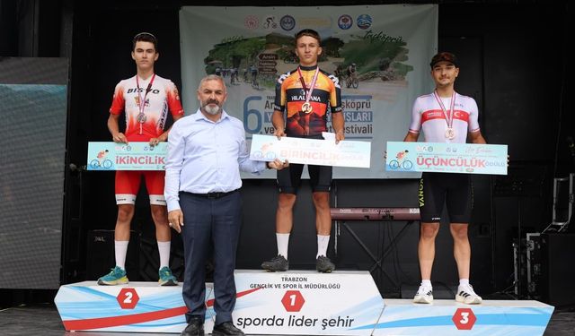 ARSİN’DE PEDALLAR ŞAMPİYONLUK İÇİN DÖNDÜ