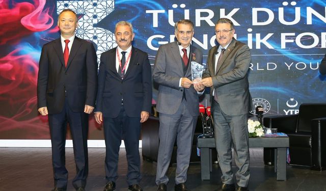 TÜRK DÜNYASI'NIN GENÇLERİ TRABZON’DA BULUŞTU