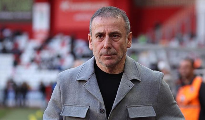 Trabzonspor Teknik Direktörü Abdullah Avcı'dan Uğurcan Çakır'a övgü!