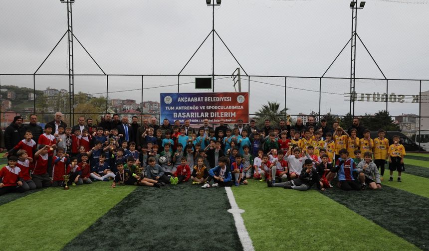 Akçaabat’ta 23 Nisan futbol turnuvası tamamlandı: