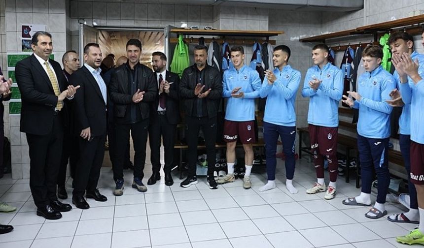 Ertuğrul Doğan’dan U19 ve Kadın Futbol Takımı’na moral ziyareti