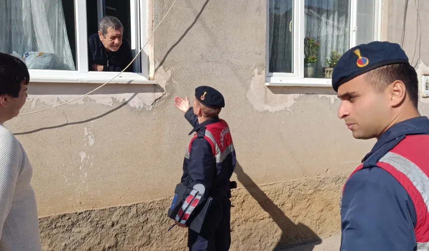 Bilecik Pazaryeri'nde Jandarma’dan kapı kapı uyarı!