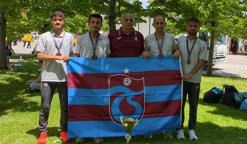 Trabzonspor Atletleri Türkiye Üçüncüsü Oldu